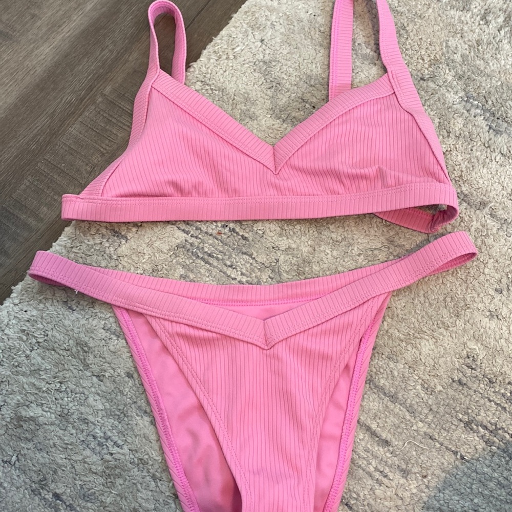 LA Hearts Pac Sun bathing suit. Gently worn size small top and bottoms